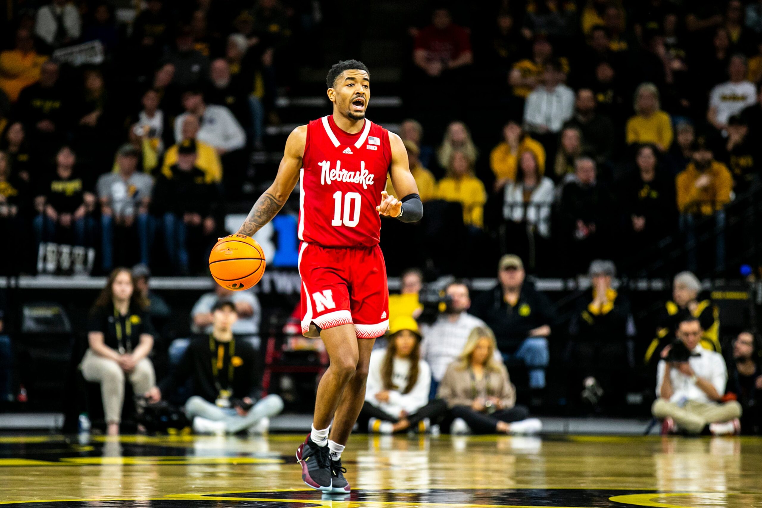 3 thoughts on Jamarques Lawrence transfer from Nebraska basketball