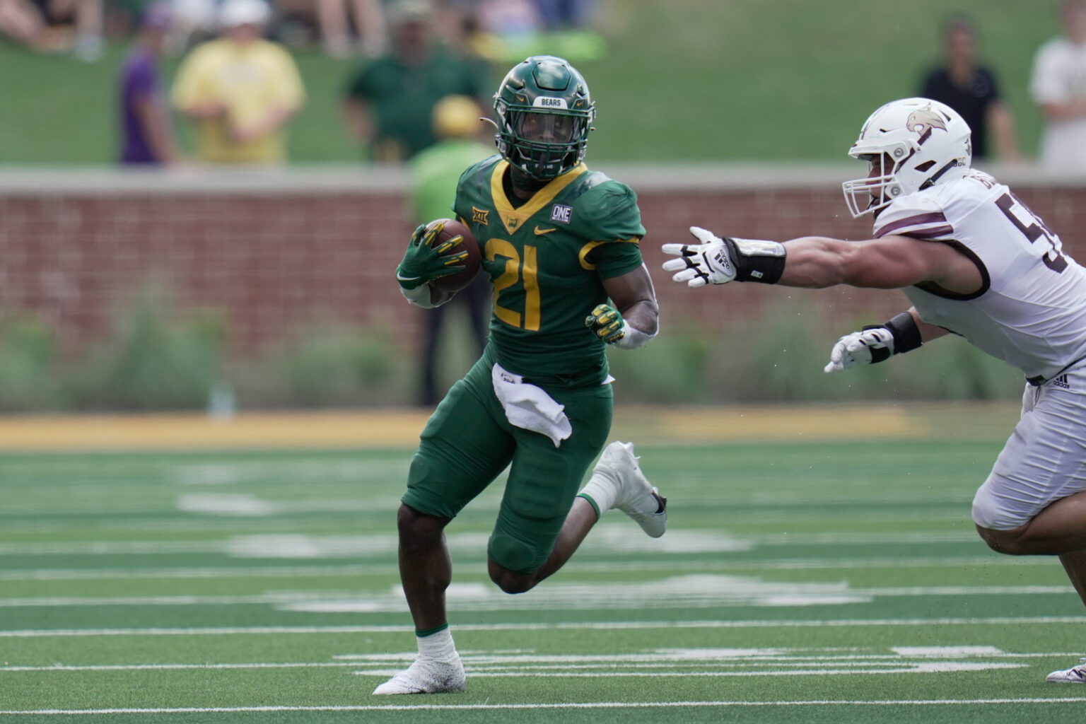 Nebraska Football WR Josh Fleeks likes family feel of Huskers